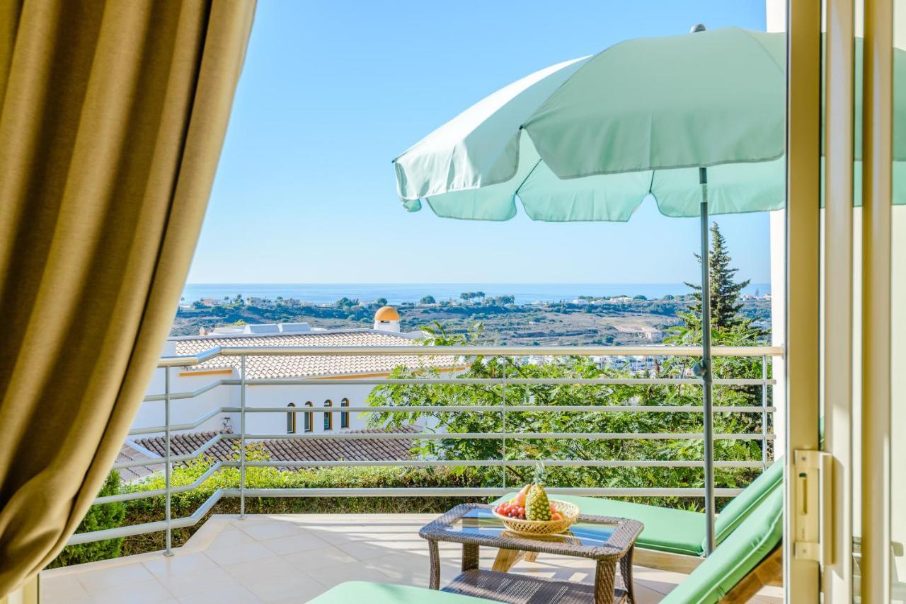 Bnb Homes Ocean View Apartment With Huge Sunny Terrace, 2 Swimming Pools & Tennis Court Albufeira Zewnętrze zdjęcie