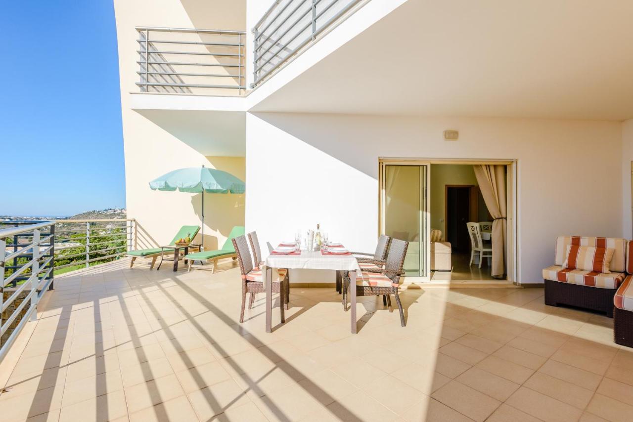 Bnb Homes Ocean View Apartment With Huge Sunny Terrace, 2 Swimming Pools & Tennis Court Albufeira Zewnętrze zdjęcie