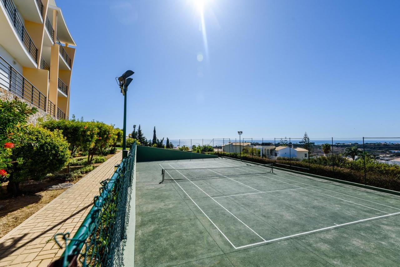 Bnb Homes Ocean View Apartment With Huge Sunny Terrace, 2 Swimming Pools & Tennis Court Albufeira Zewnętrze zdjęcie