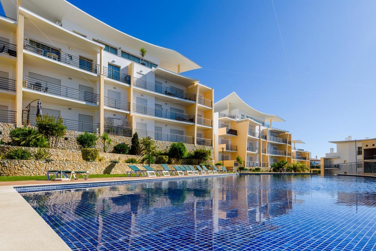Bnb Homes Ocean View Apartment With Huge Sunny Terrace, 2 Swimming Pools & Tennis Court Albufeira Zewnętrze zdjęcie