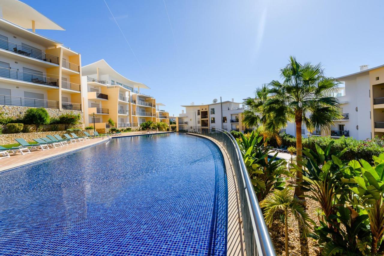 Bnb Homes Ocean View Apartment With Huge Sunny Terrace, 2 Swimming Pools & Tennis Court Albufeira Zewnętrze zdjęcie